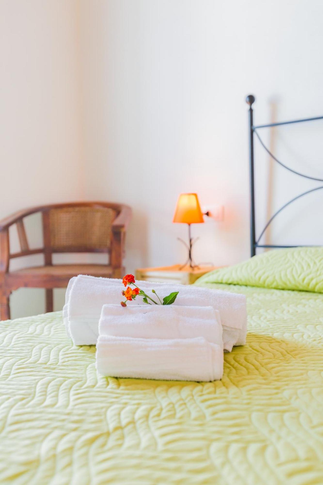 Residence Fior Di Sulcis Calasetta Ngoại thất bức ảnh